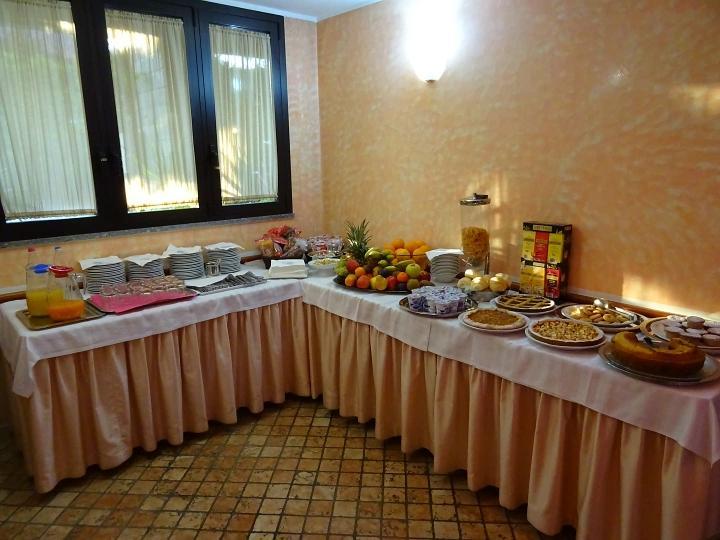 Albergo Ristorante Il Delfino Νοβάρα Εξωτερικό φωτογραφία